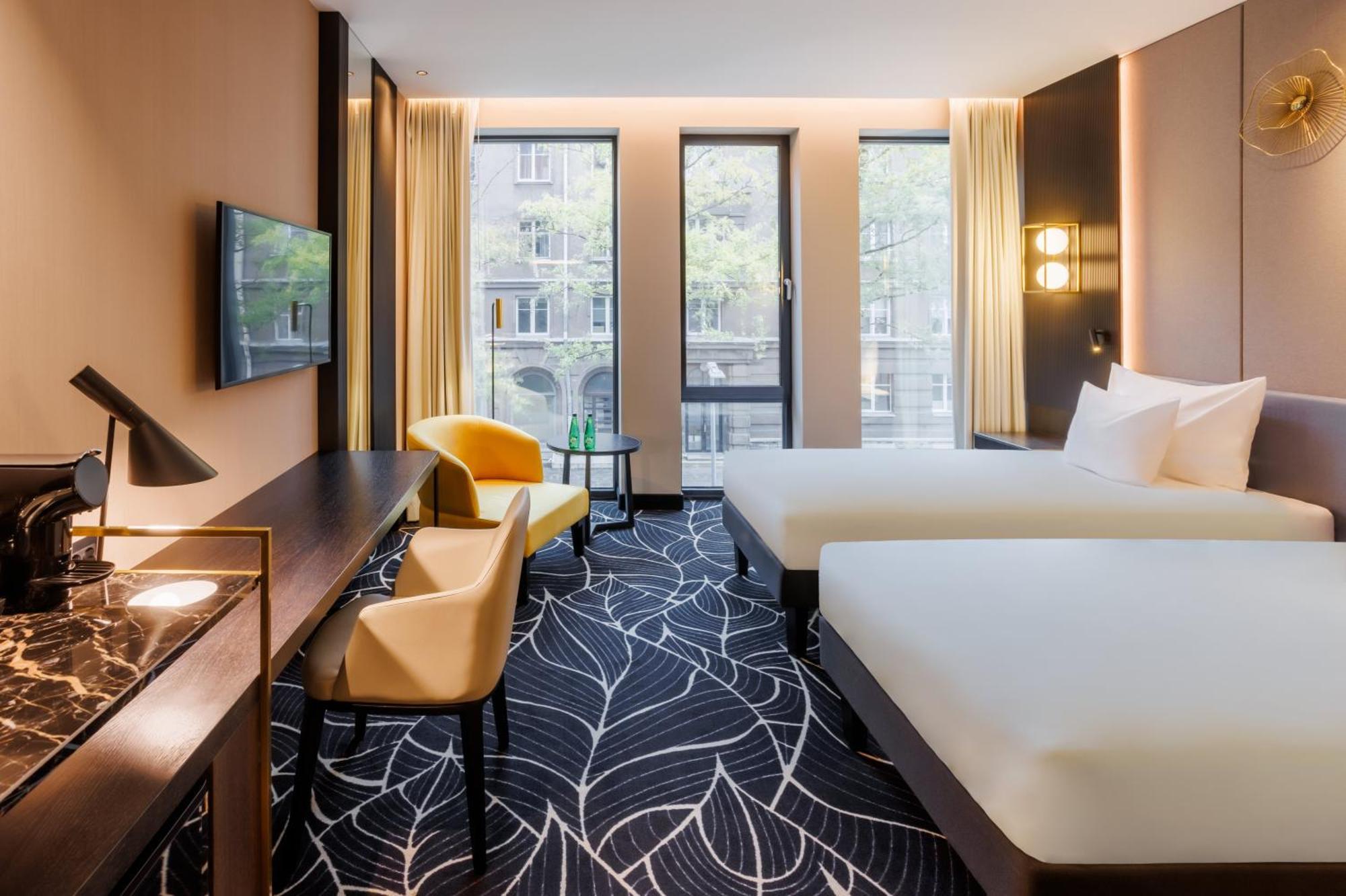Movenpick Hotel Таллин Экстерьер фото